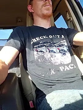 Snapshot of REDHAMMER_ chatting on October 16, 8:10 pm REDHAMMER  online show from October 16, 8:10 pm