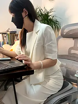 Annabody online show from September 23, 7:33 am