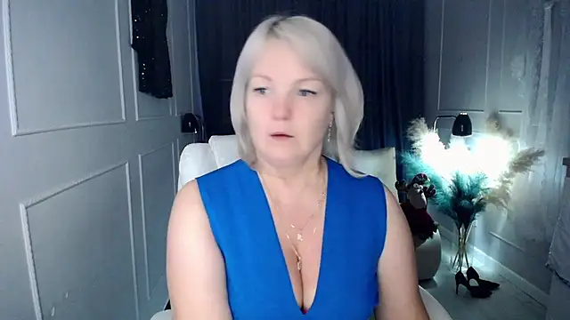 Juarnea online show from December 2, 8:08 am