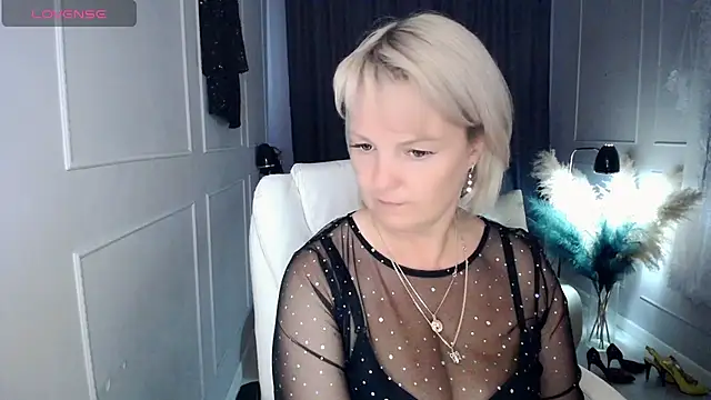 Juarnea online show from June 3, 2:33 pm