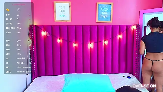 littleebonny online show from December 16, 12:16 pm