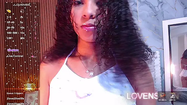 littleebonny online show from December 26, 2:22 am