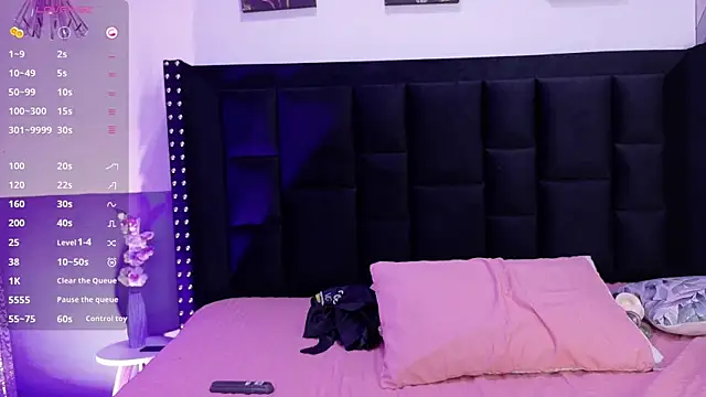 littleebonny online show from September 22, 12:40 pm