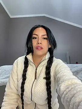 Snapshot of shaarebaare chatting on December 17, 10:11 pm shaarebaare online show from December 17, 10:11 pm