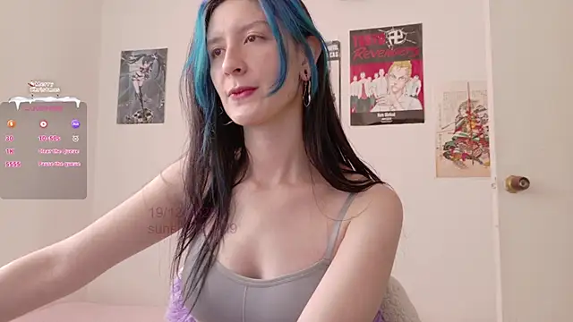 Snapshot of sunshine_girl9 chatting on December 19, 8:05 pm sunshine girl9 online show from December 19, 8:05 pm