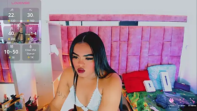 Snapshot of KayleighDreams_ chatting on May 6, 6:19 am KayleighDreams online show from May 6, 6:19 am