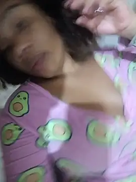 Snapshot of isabellehaynes chatting on July 1, 12:01 am isabellehaynes online show from July 1, 12:01 am