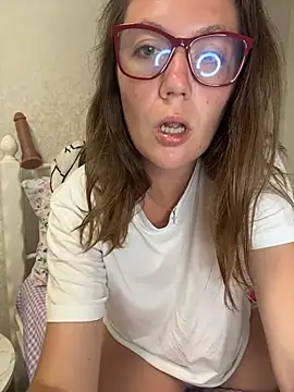 BeatriceTender online show from July 10, 9:17 pm