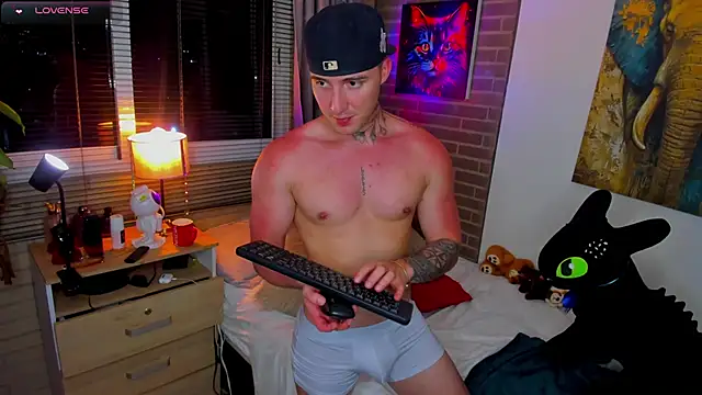 liam oficial02 online show from March 2, 5:08 am