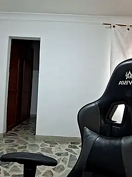 avellanatammy online show from August 1, 4:06 pm