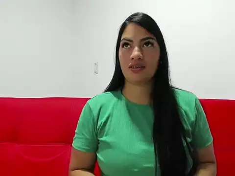 Snapshot of SamanthaBeke chatting on March 9, 3:43 am SamanthaBeke online show from March 9, 3:43 am