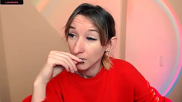 Snapshot of AmandaSell chatting on November 19, 8:14 am AmandaSell online show from November 19, 8:14 am