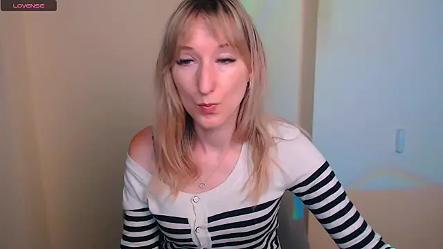 AmandaSell online show from July 24, 6:55 am