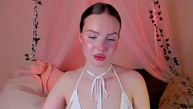 Snapshot of MishkaMe chatting on January 23, 3:54 pm MishkaMe online show from January 23, 3:54 pm