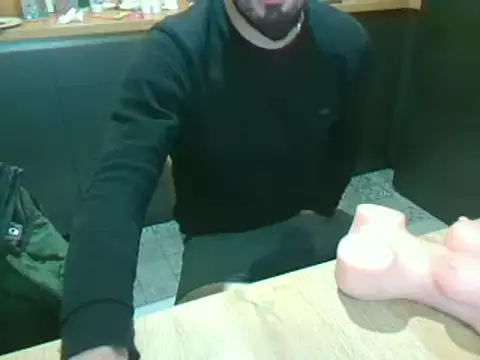 giorgakaci69 online show from December 27, 1:18 pm