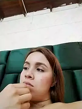 Snapshot of Taiissa_ chatting on January 19, 1:33 pm Taiissa online show from January 19, 1:33 pm