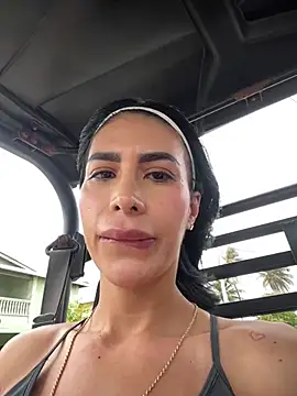 Snapshot of Dj_scarlettmorreti chatting on July 15, 4:23 pm Dj scarlettmorreti online show from July 15, 4:23 pm