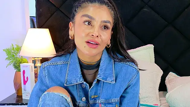 Holly Brensonexx  online show from September 27, 2:16 am