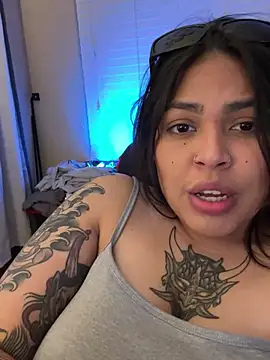 Snapshot of miacanela_xo chatting on March 6, 5:03 am miacanela xo online show from March 6, 5:03 am