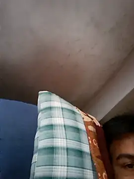 Snapshot of HotSexyBoudi chatting on June 6, 8:52 am HotSexyBoudi online show from June 6, 8:52 am