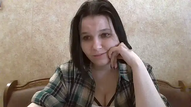 JeorginaJ online show from March 6, 1:03 pm