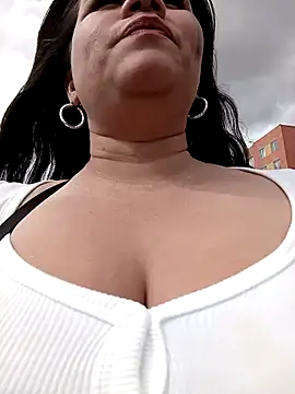 Julieta-tits online show from December 19, 7:29 pm