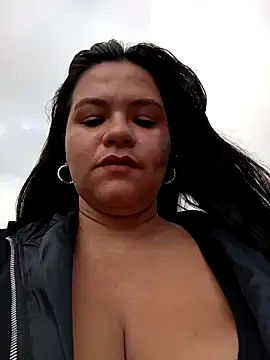 Julieta-tits online show from January 10, 9:31 pm