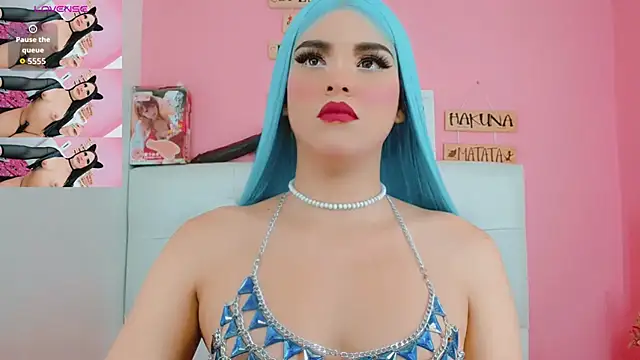 Snapshot of valentina_princess_ chatting on May 11, 5:46 am valentina princess online show from May 11, 5:46 am