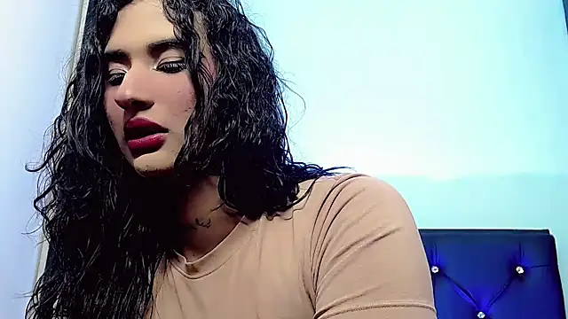 Snapshot of kinverly_sexyx chatting on July 25, 9:01 pm kinverly sexyx online show from July 25, 9:01 pm