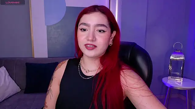 ViolettCastel online show from January 6, 6:55 pm