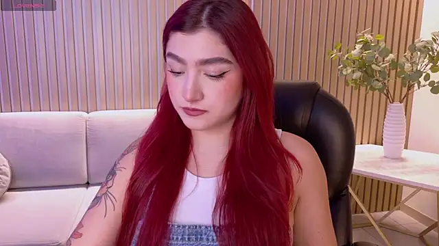 ViolettCastel online show from February 24, 7:34 pm