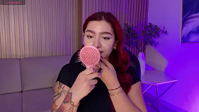 ViolettCastel online show from February 27, 7:58 pm