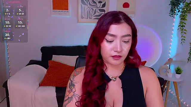 ViolettCastel online show from July 2, 12:32 am