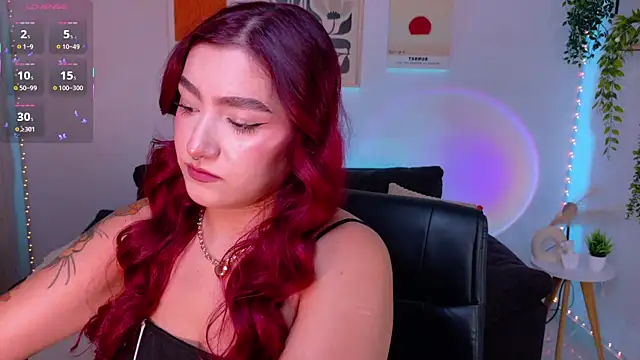 ViolettCastel online show from July 3, 12:17 am