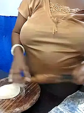 Snapshot of ANUBHABI chatting on March 2, 2:43 pm ANUBHABI online show from March 2, 2:43 pm