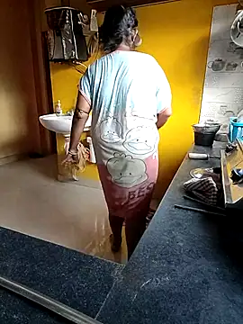 Snapshot of ANUBHABI chatting on October 15, 1:28 am ANUBHABI online show from October 15, 1:28 am