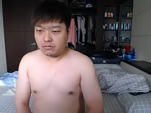 taiwansmalldickchubby online show from March 10, 11:43 pm