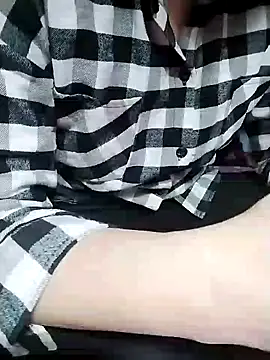 Snapshot of Dangky1 chatting on February 27, 9:00 am Dangky1 online show from February 27, 9:00 am