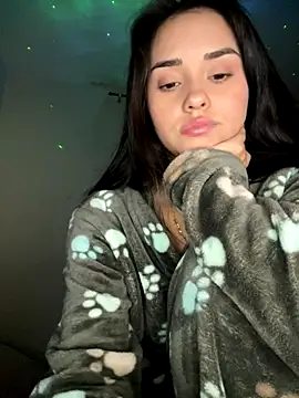 Snapshot of Kimmymadison- chatting on October 1, 3:34 am Kimmymadison- online show from October 1, 3:34 am