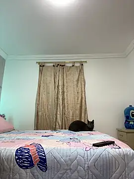 Kimmymadison- online show from June 4, 10:38 pm