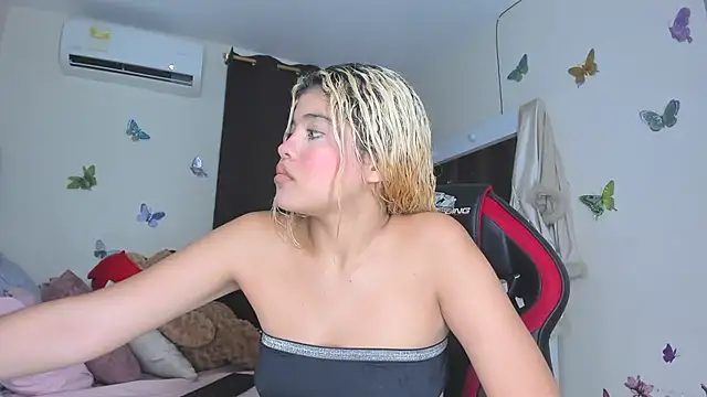 sofiacastillo01 online show from September 25, 1:37 pm