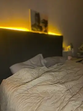 Snapshot of LoveGameSexx chatting on February 7, 4:35 pm LoveGameSexx online show from February 7, 4:35 pm