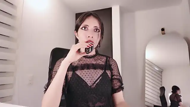 Snapshot of Edranah chatting on November 23, 9:36 pm Edranah online show from November 23, 9:36 pm