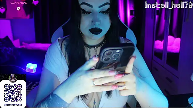 Snapshot of Kitty_goth chatting on January 17, 8:45 pm Kitty goth online show from January 17, 8:45 pm