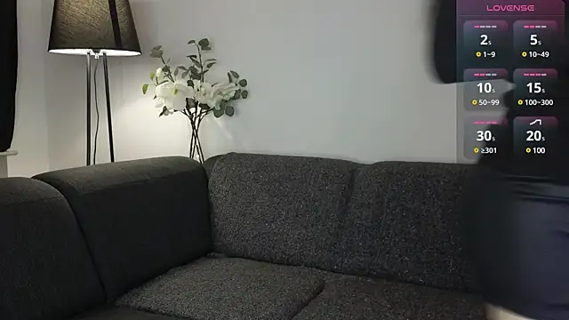 Snapshot of Sara_Tranquil chatting on January 11, 4:57 pm Sara Tranquil online show from January 11, 4:57 pm