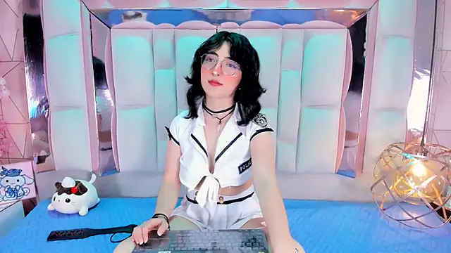 SaraMartini1 online show from September 20, 6:03 am