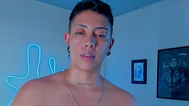 Aleja1214 online show from October 22, 5:19 am