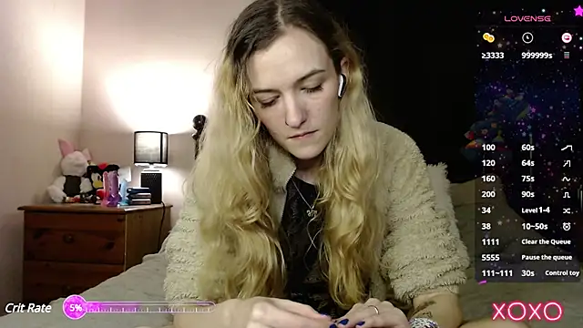 EllieeRose online show from March 10, 7:07 pm