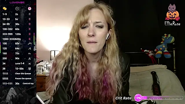 EllieeRose online show from May 10, 10:26 pm