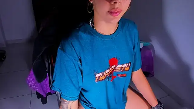 kerlysmith 24 online show from January 27, 6:09 pm